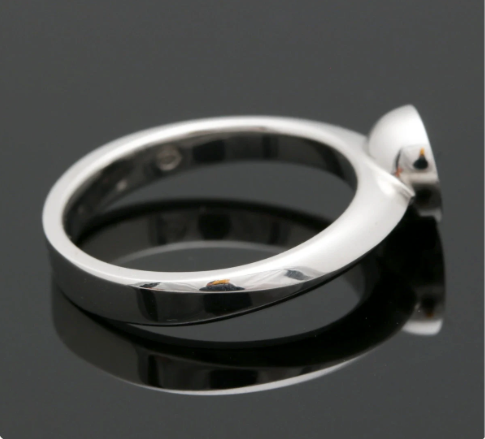 18K White Gold Diamond Solitaire Ring