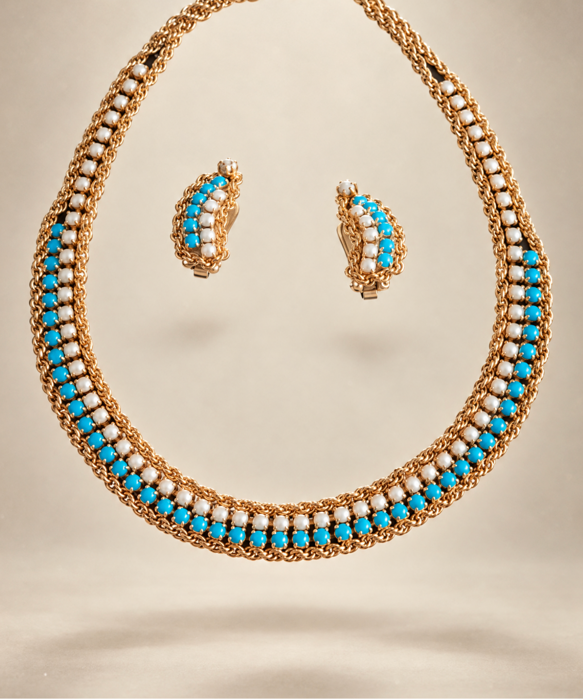 HOBE Turquoise and White Stone Gold Mesh Necklace and Earrings Set