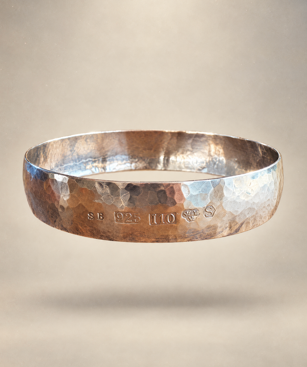 Hammered Bangle Sterling Silver Large Marked 925 I10 S