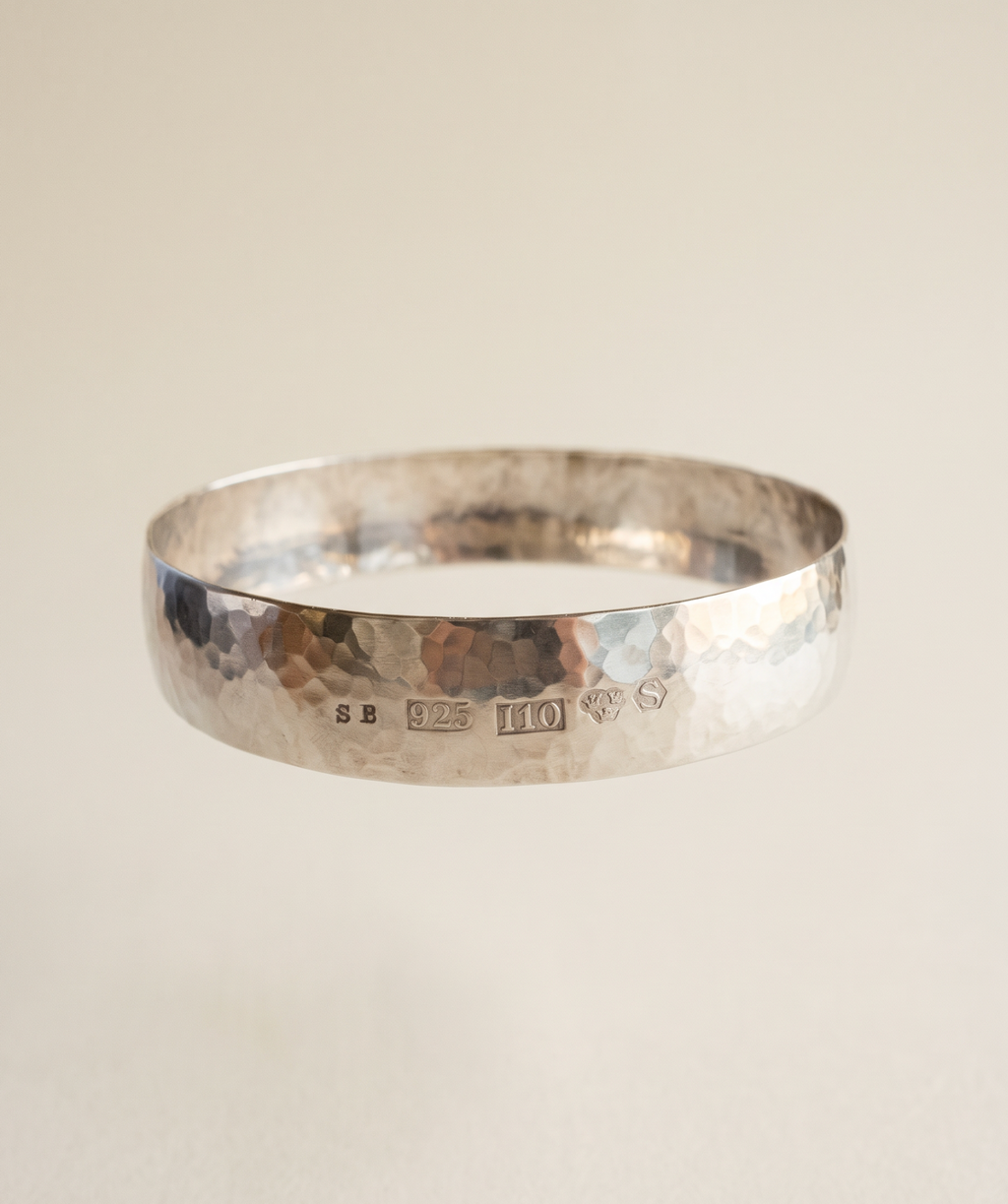 Hammered Bangle Sterling Silver Large Marked 925 I10 S